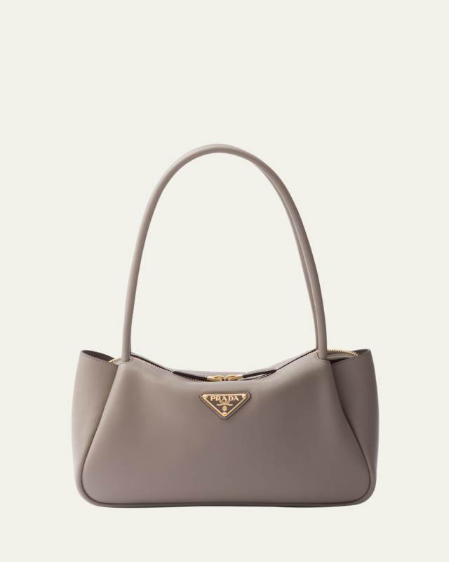 Medium Zip Grain Leather Shoulder Bag